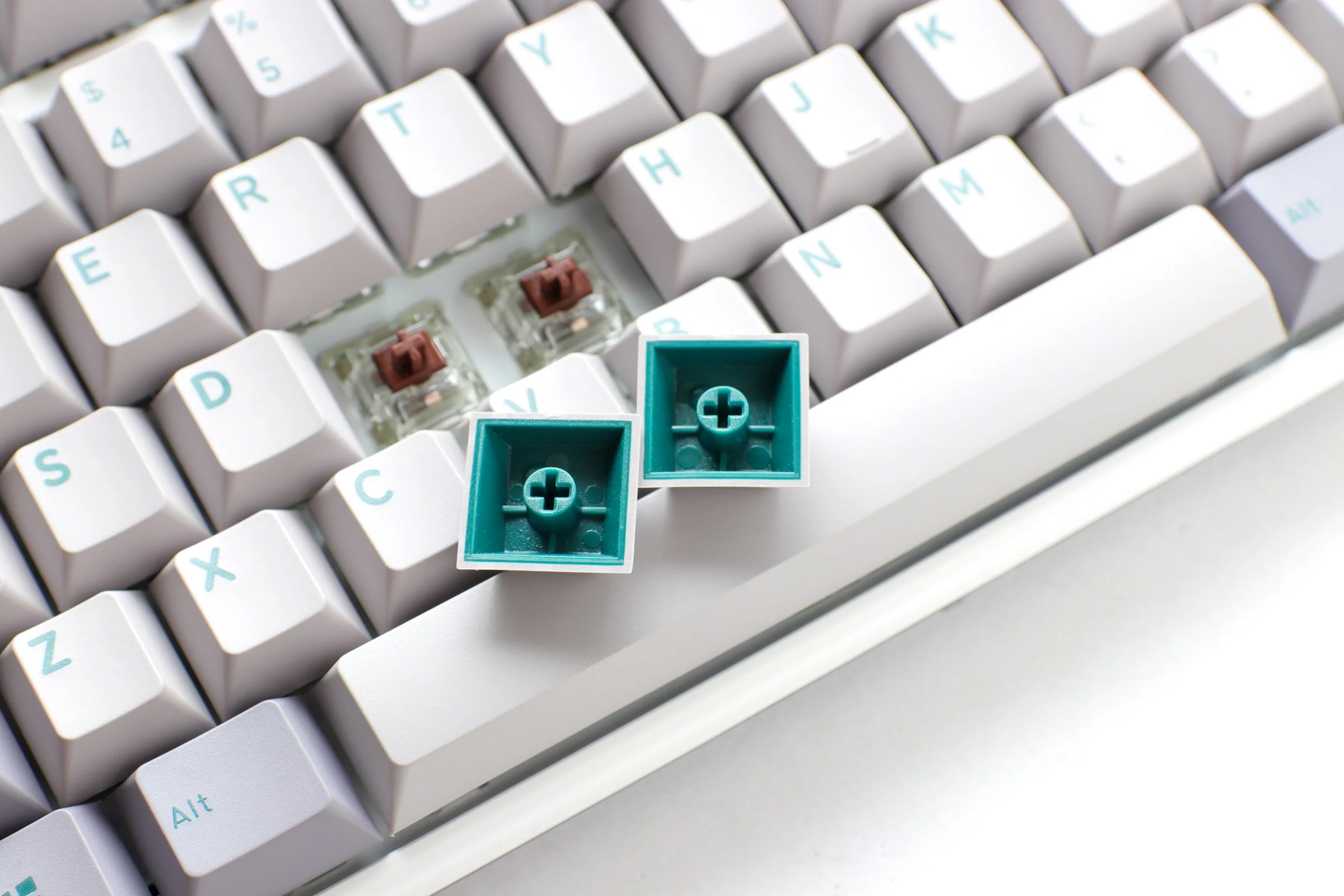 Ducky One 3 Mist Grey Hotswap QUACK Mechanical Keyboard - Image 3