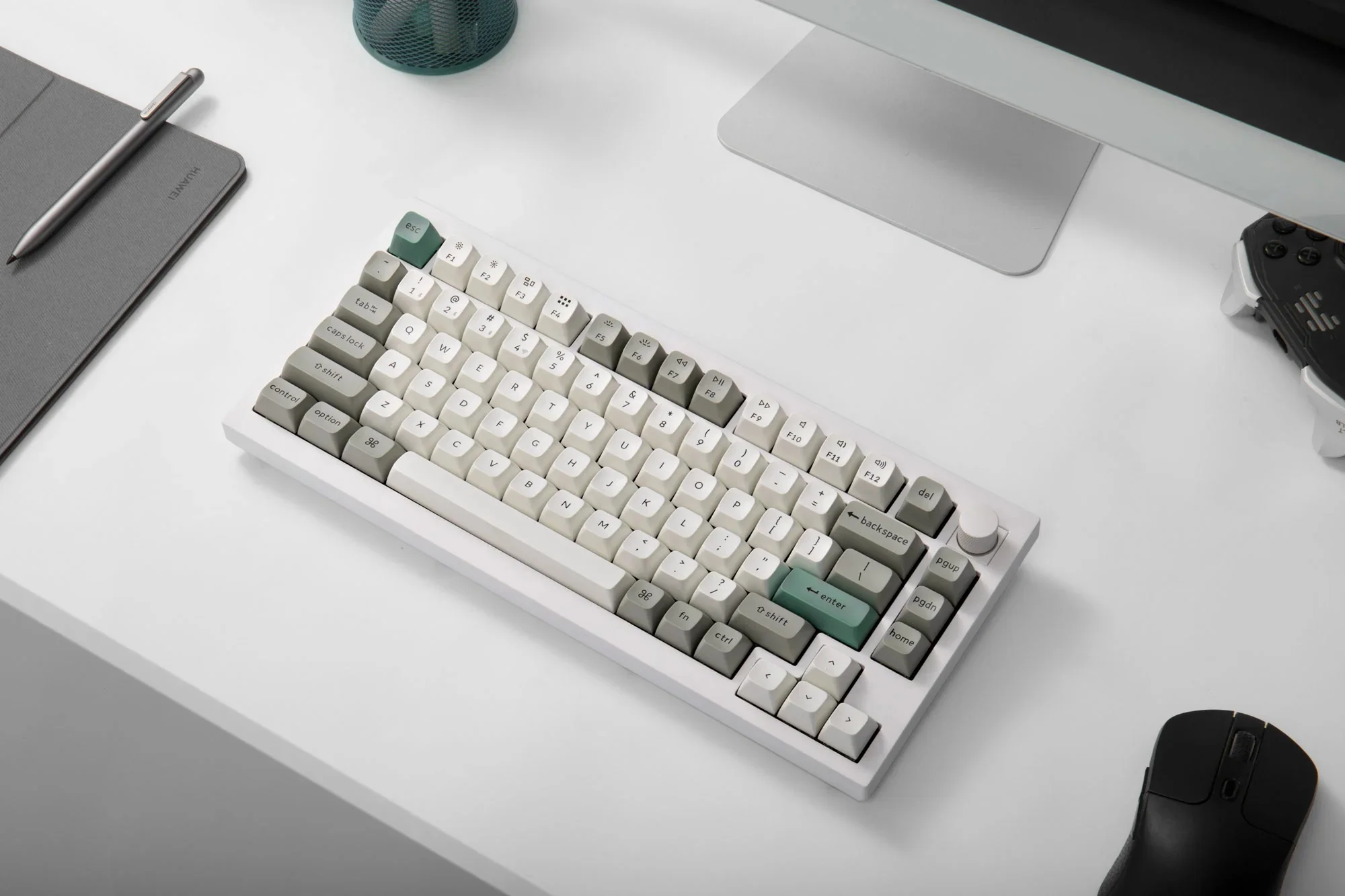 Keychron Q1 Max Aluminum 75% Wireless RGB Mechanical Keyboard - Image 3