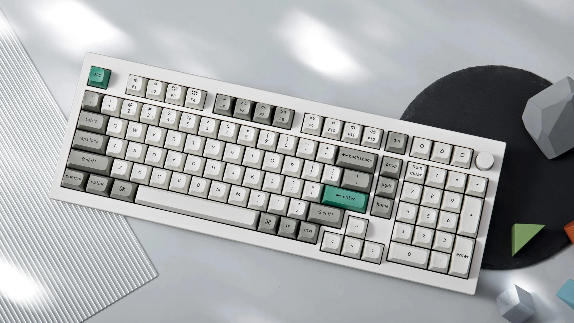 Keychron Q5 Max Aluminum 96% Hotswap Wireless Keyboard - Image 10