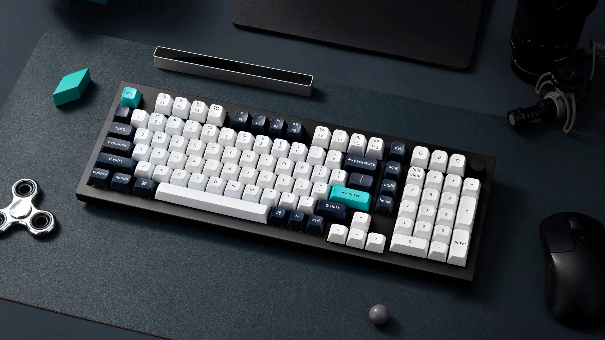 Keychron Q5 Max Aluminum 96% Hotswap Wireless Keyboard - Image 6