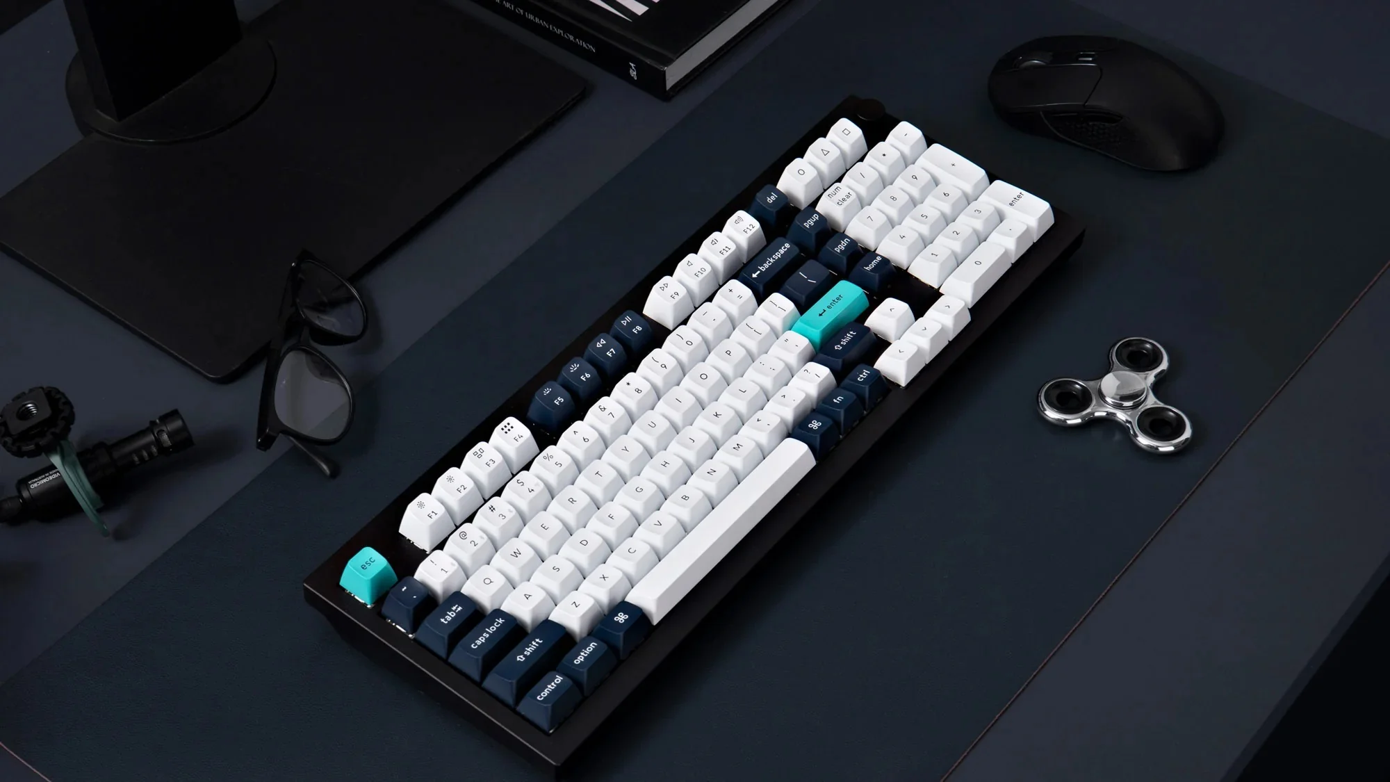 Keychron Q5 Max Aluminum 96% Hotswap Wireless Keyboard - Image 7