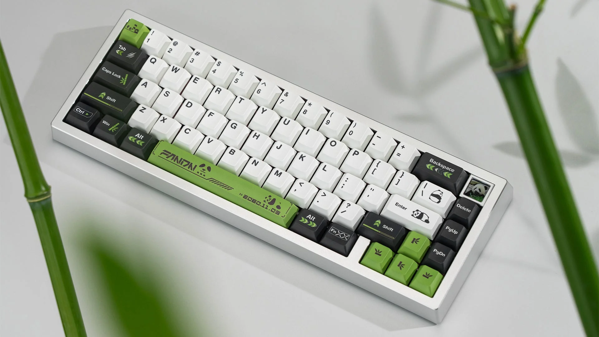 Meletrix Zoom65 V3 Panda Edition - Image 13