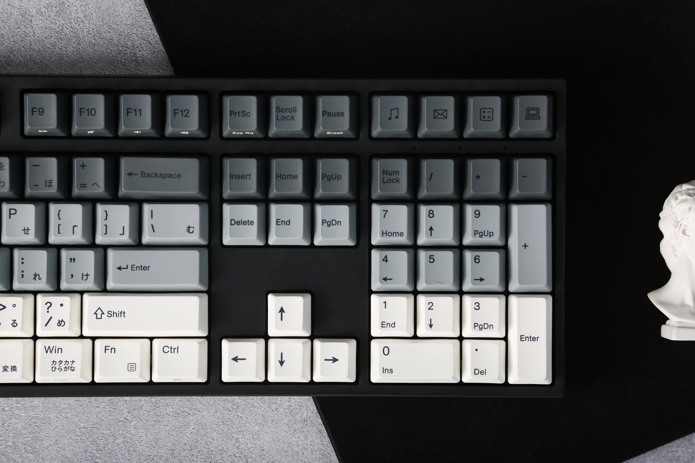 Varmilo VA Series V2 Yakumo White LED Mechanical Keyboard - Image 2