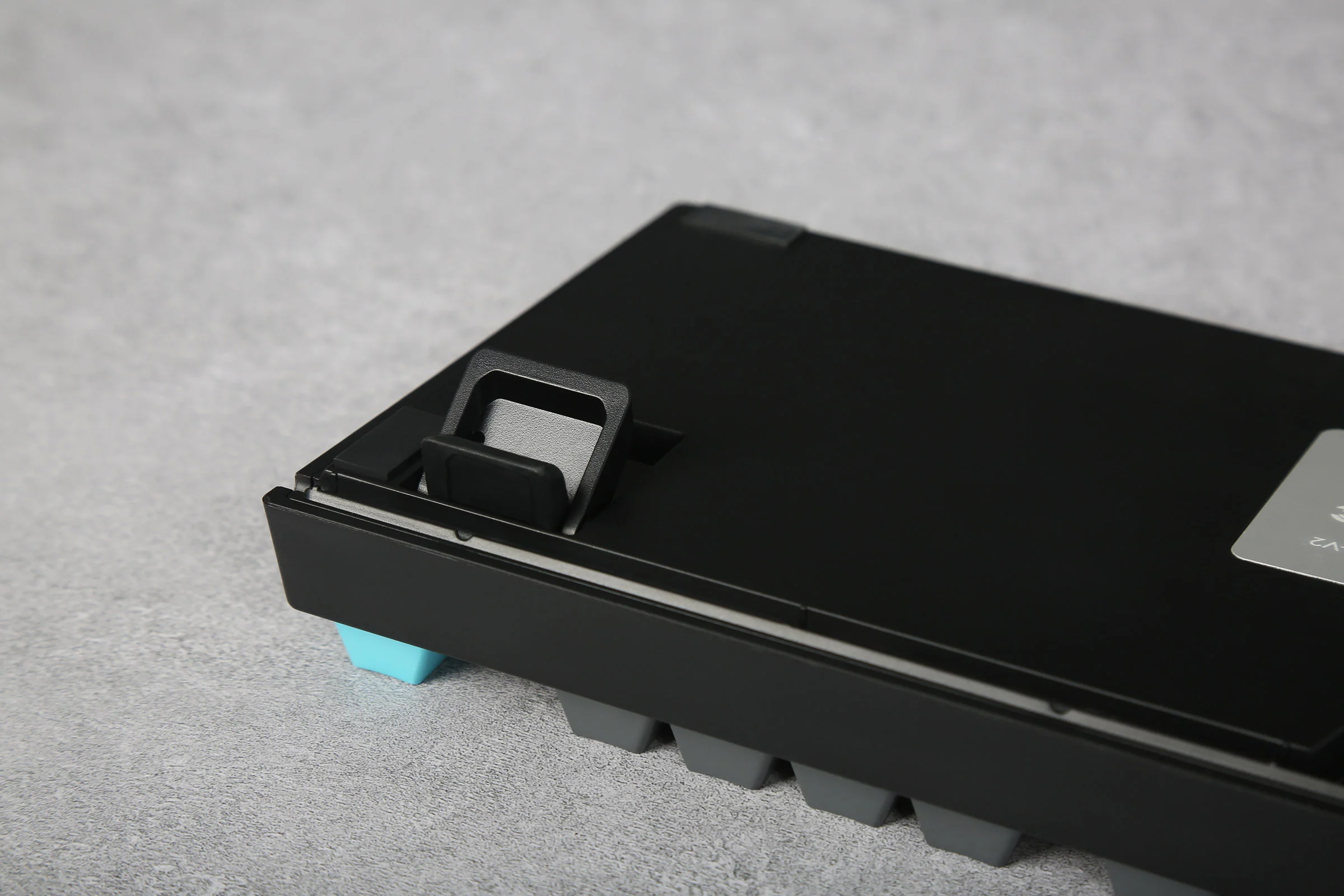 Varmilo VA Series V2 Yakumo Bluetooth Mechanical Keyboard - Image 4