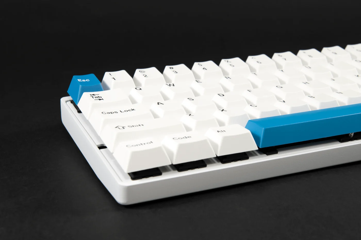 Vortex New POK3R White Aluminum 60% Double Shot PBT Mechanical Keyboard - Image 3