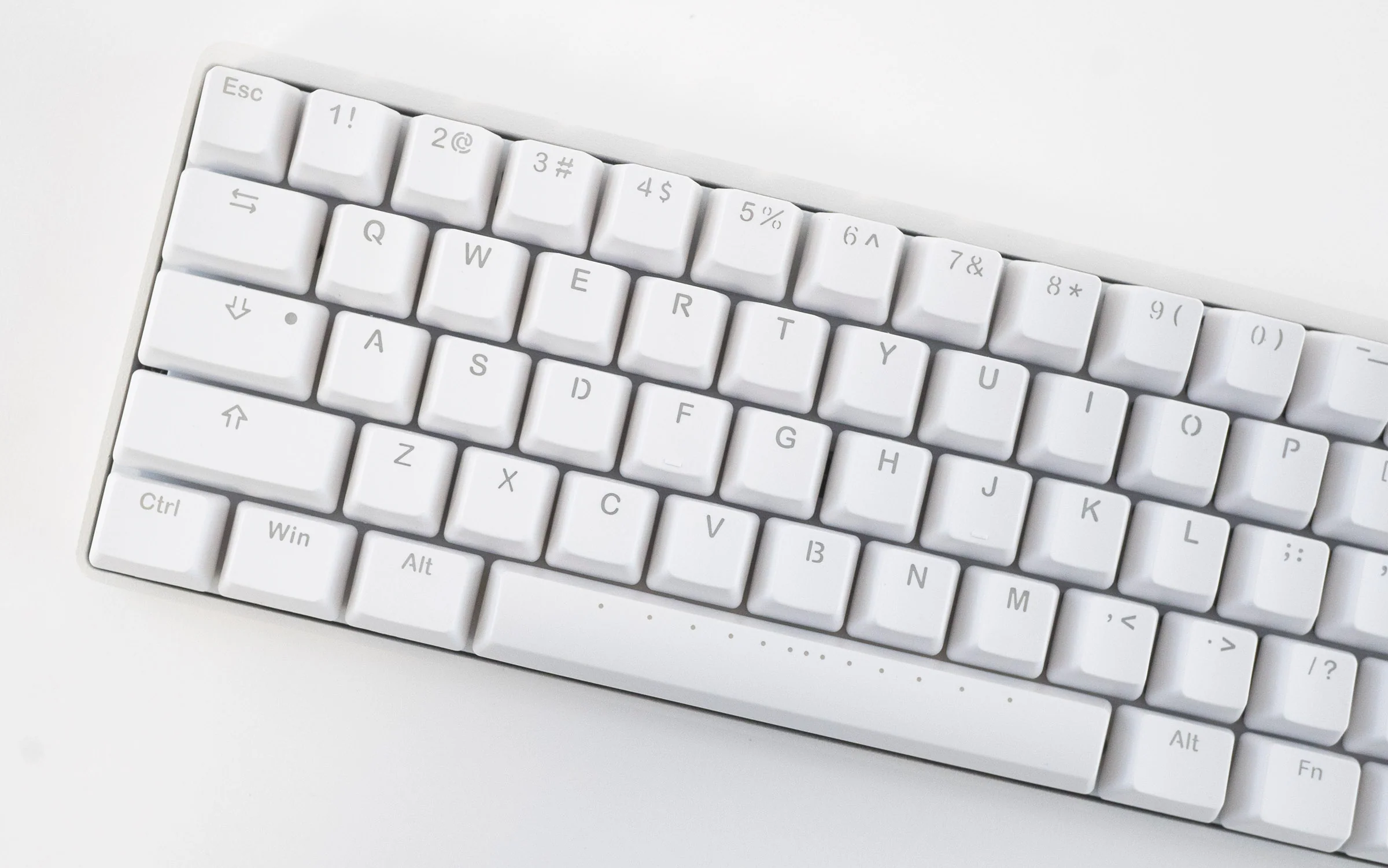 Vortex New POK3R White Aluminum 60% Blue LED Double Shot PBT Mechanical Keyboard - Image 6