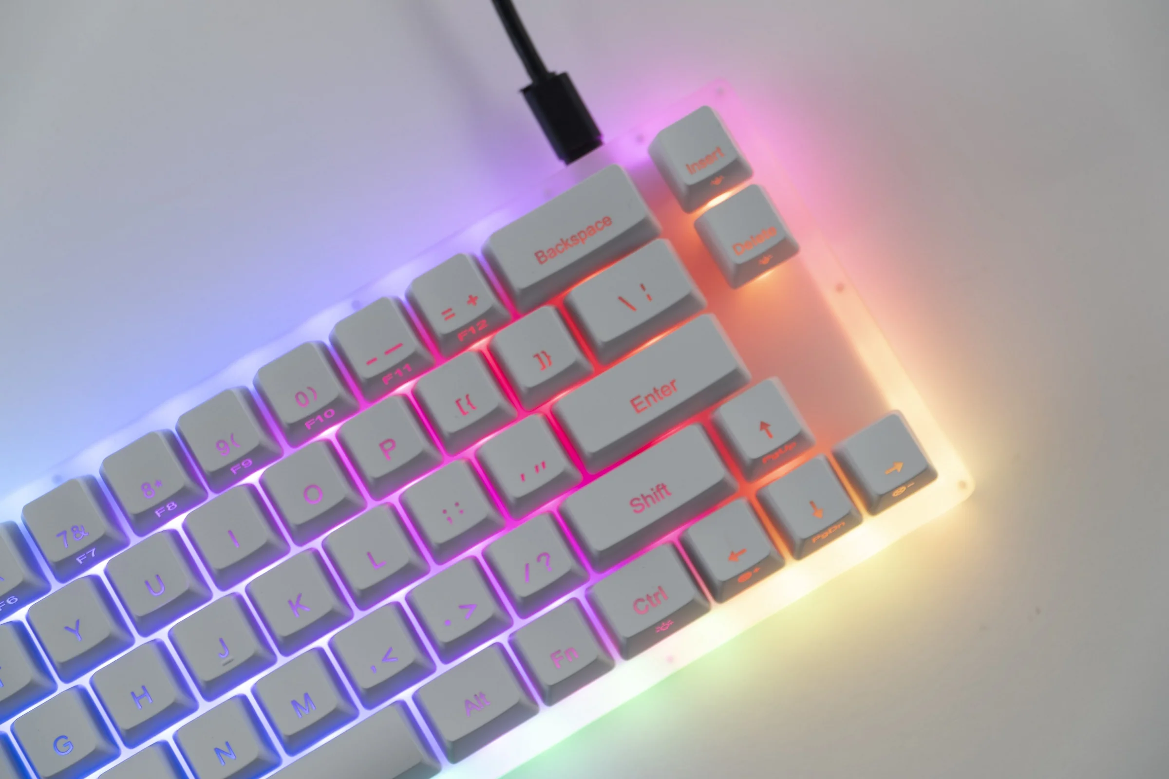 Womier K66 RGB LED 65% Double Shot ABS Hotswap Mechanical Keyboard - Image 4